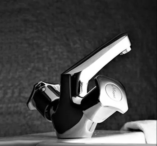 Chrome Finish Brass Centre Hole Basin Mixer, For Bathroom Fittings, Feature : Quarter Turn, Foam Flow