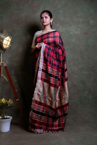 Red Printed Pure Linen Check Saree, For Easy Wash, Anti-Wrinkle, Shrink-Resistant, Age Group : Adults