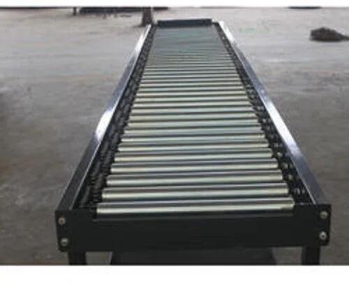 PMG 150 Kg Per Feet Stainless Steel Roller Conveyor System