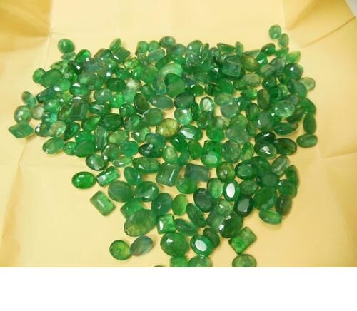 Emerald Stone, Packaging Type : Box