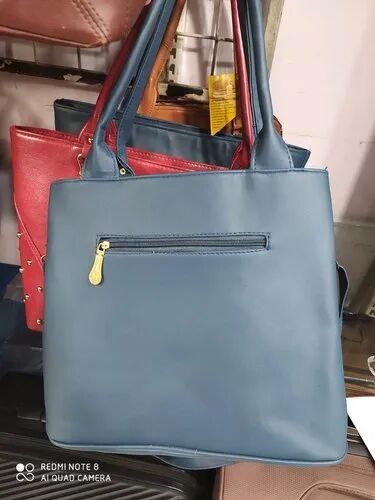 Leather Ladies Plain Handbag, For Casual Wear, Strap Type : Shoulder