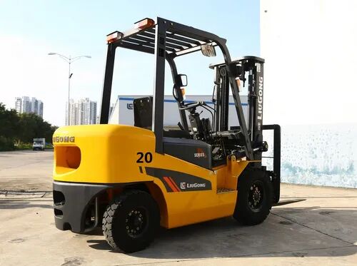 Forklift Truck, Fuel Type : Diesel