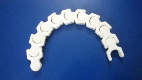 Plastic Polyacetal Crate Conveyor Chain, Feature : Corrosion Resistance