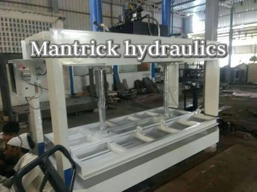 Cold Press Machine, Automatic Grade : Semi-Automatic