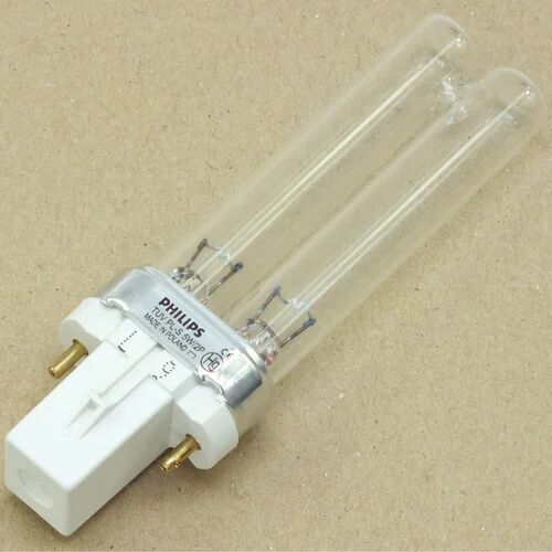 Linear CFL Light