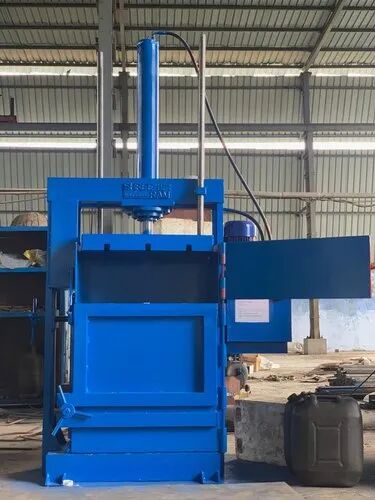 Manual Vertical Baler Machine