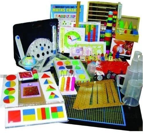 Plastic Plain Senior Mathematics Kit For Collage, Lab, School, Laboratory