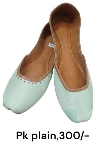 Ladies PK Plain Jutti, Occasion : Casual Wear