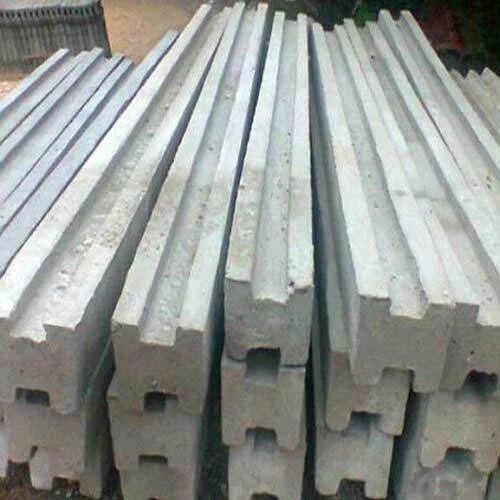 Rectangular Reinforced Cement Concrete RCC Pole, Length : 7 Feet