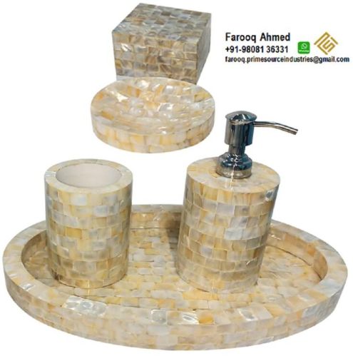 Printed Wood Home Decor Bathroom Set, Size : Costomised