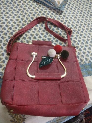Plain Ladies Office Handbag, Technics : Machine Made