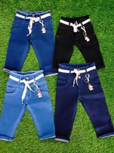 Girls Lycra Capri, Gender : Female
