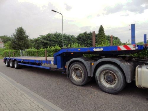 NOOTEBOOM SEMI LOWBED TRAILER