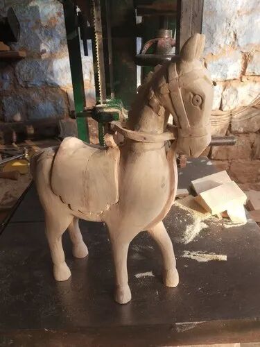 Wooden Horse Statue, Packaging Type : Box