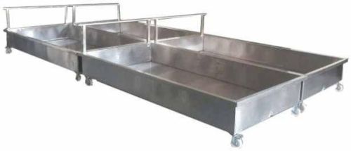 Silver Rectangular Stainless Steel Commercial Namkeen Trolley, Feature : Anti Corrosive, Durable