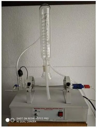 Transparent Borosilicate Glass Single Water Distillation, Voltage : 200 V
