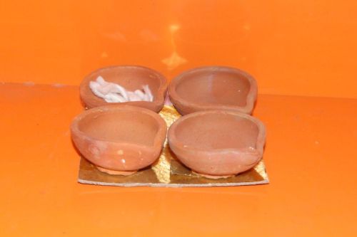 Ecd - 12 One Face Medium Diya 4 Pcs Set