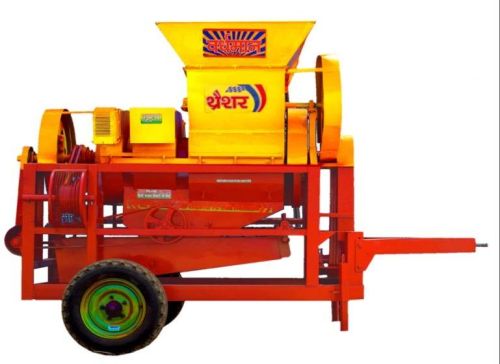 Hydraulic Vardhman Wheat Thresher, Threshing Capacity : 3000-4000kg/HR