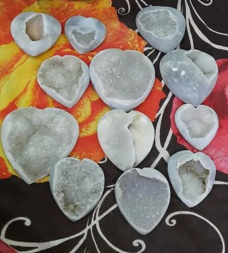 Grey Druzy Quartz Heart Stone, Size : 2-5 Inch