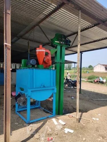 Cattle Feed Making Machine, Voltage : 220 V
