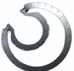 Polished Reusable Lone Star Retractor, For Surgical Use, Hospital, Feature : Sharp