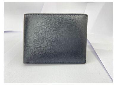 Men Leather Wallet, For ID Proof, Credit Card, Cash, Personal Use, Style : Modern