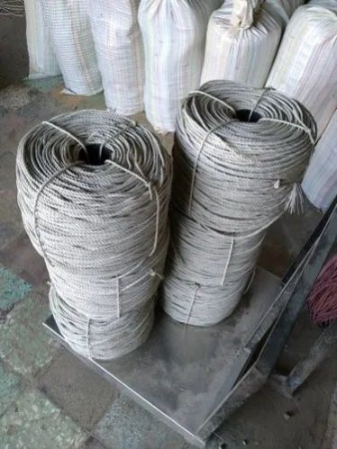 Double Twist HDPE Mono Rope, For Industrial, Packaging Type : Roll