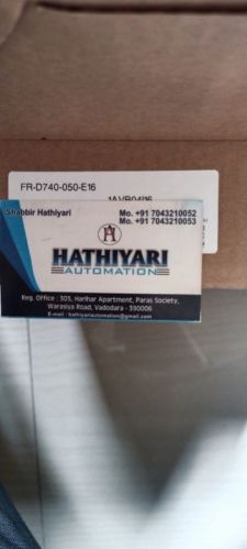 Mitsubishi FR-E740-060-E16 VFD, Color : Black