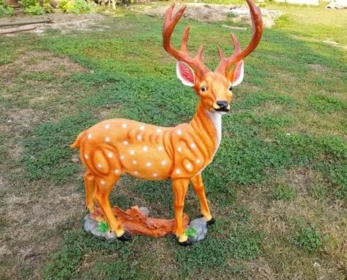 Polyresin Deer Statue, For Exterior Decor