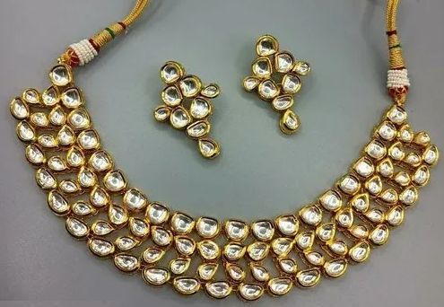 Polished Metal Kundan Necklace Set, Occasion : Party Wear