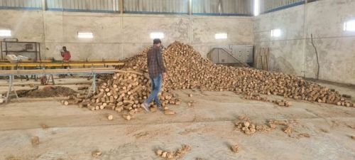 90mm Soybean Briquettes, Packaging Type : Brown, Moisture : 5 to 8%