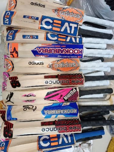 Rubber Wood Kashmir Willow Bats Kids, For Playing Cricket, Feature : Fine Finish