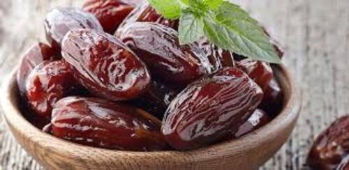 Dates Khajoor, Feature : Rich Source Of Potassium, Good Source Of Dietary Fiber, Contains Zero Cholesterol .
