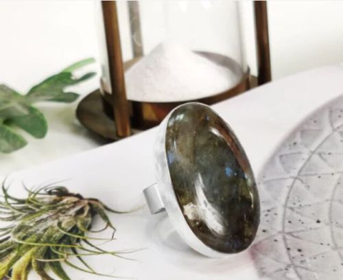 Flashy Labradorite Rings, Color : Green