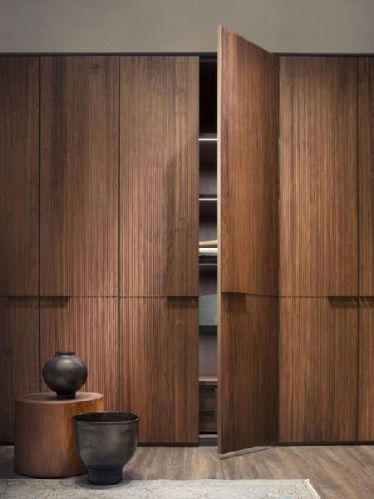 Wooden Polished Wardrobes, For Home Use, Size : Custom