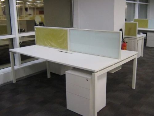 All Aluminum Desk Base Workstation, For Office, Size : 1200 Mm