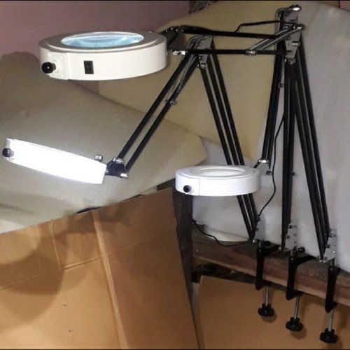 Black Rectangular Magnascope Magnifying Lamp, For Magnifing Use, Size : Customised