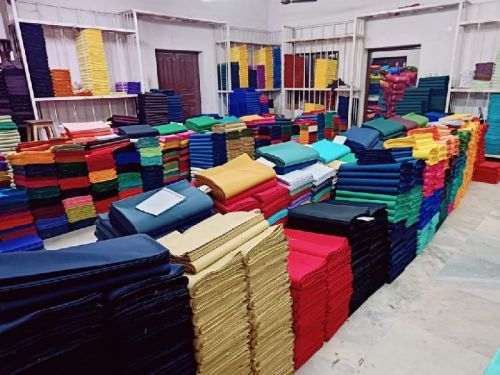 Poplin Fabrics, For Garments, Packaging Type : Roll