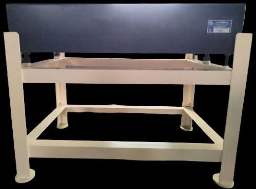 Rectangular Granite Surface Plate With Stand, For Constructional, Industrial