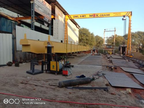 Goliath Crane, Color : Yellow, Black For Industrial