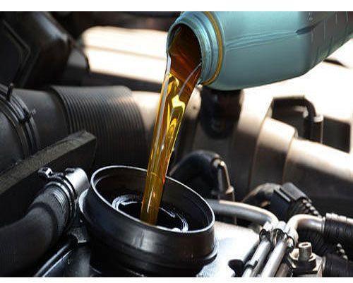 SPARESHUB Car Engine Oil, Packaging Type : Plastic Buckets