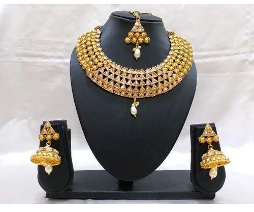 Golden Designer Necklace Set, Packaging Type : Box
