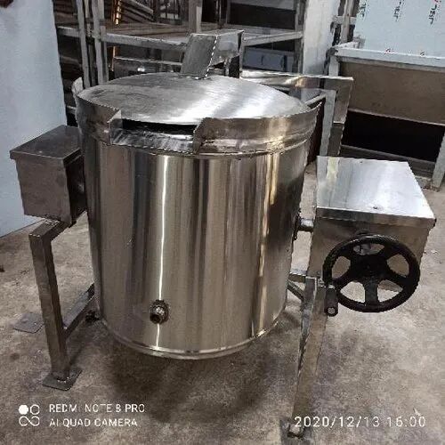 Semi-Automatic Stainless Steel Electric Boilers, Capacity : 40 Liter To 200 Liter