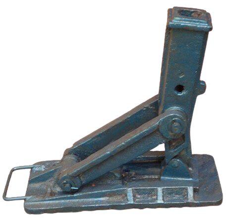Bharat Cast Iron Railway Track Aligner Jack