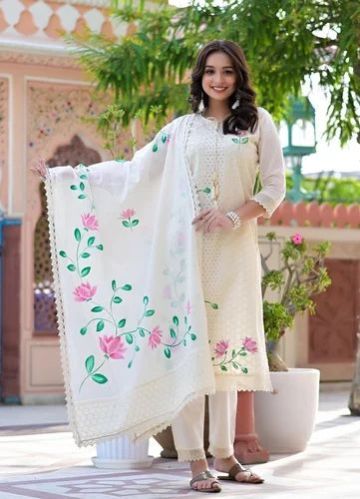 Printed Cotton Women Kurta Set, Size : XXL, XL, L