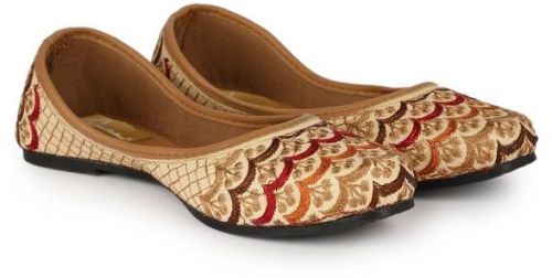 The Desi Dulhan Women Golden Ethnic Embroidered Jutti With PVC Sole