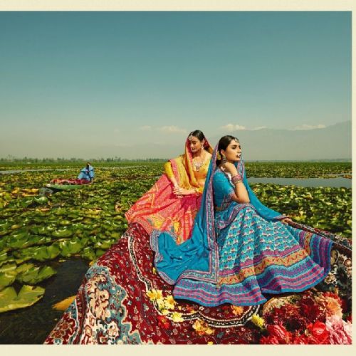Lades Designer Lahenga Choli, Color : Multicolor