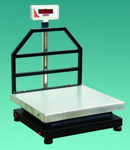 Square Digital Platform Scale, For Weighing Goods, Voltage : 220V