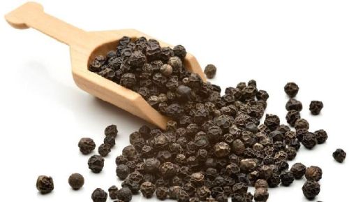 Raw Organic Black Pepper Seeds, Shelf Life : 12 Months
