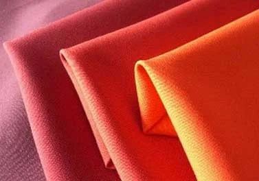 Multicolor 100% Polyester Fabric, For Garments, Pattern : Plain